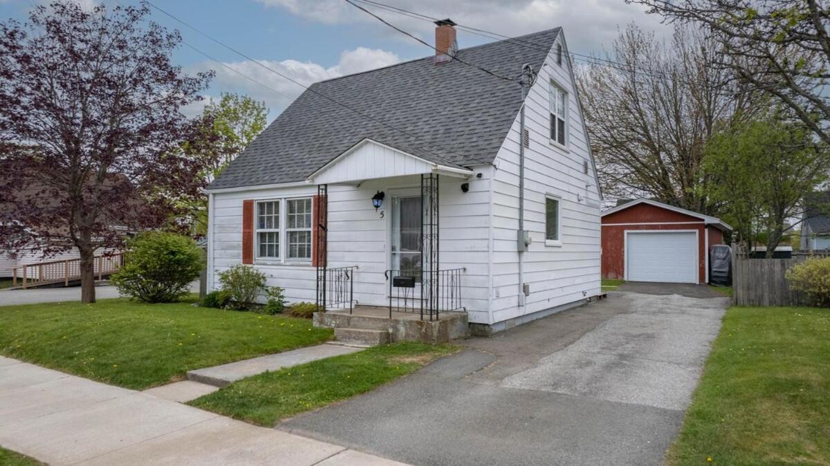 Cottage Feel In The City Close To Everything Saint John Exterior photo